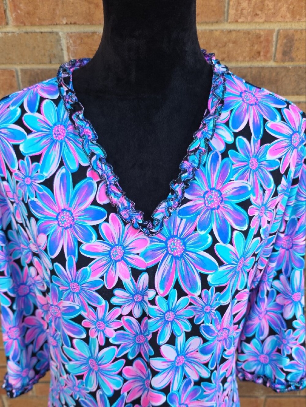 Beachtime by Lulu B Spring Bouquet Button Tunic Size Large - Picture 5 of 11
